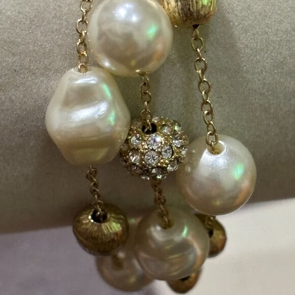 3 Strand Bracelet featuring faux pearls ,gold toned and crystal beads accents - Picture 3 of 11
